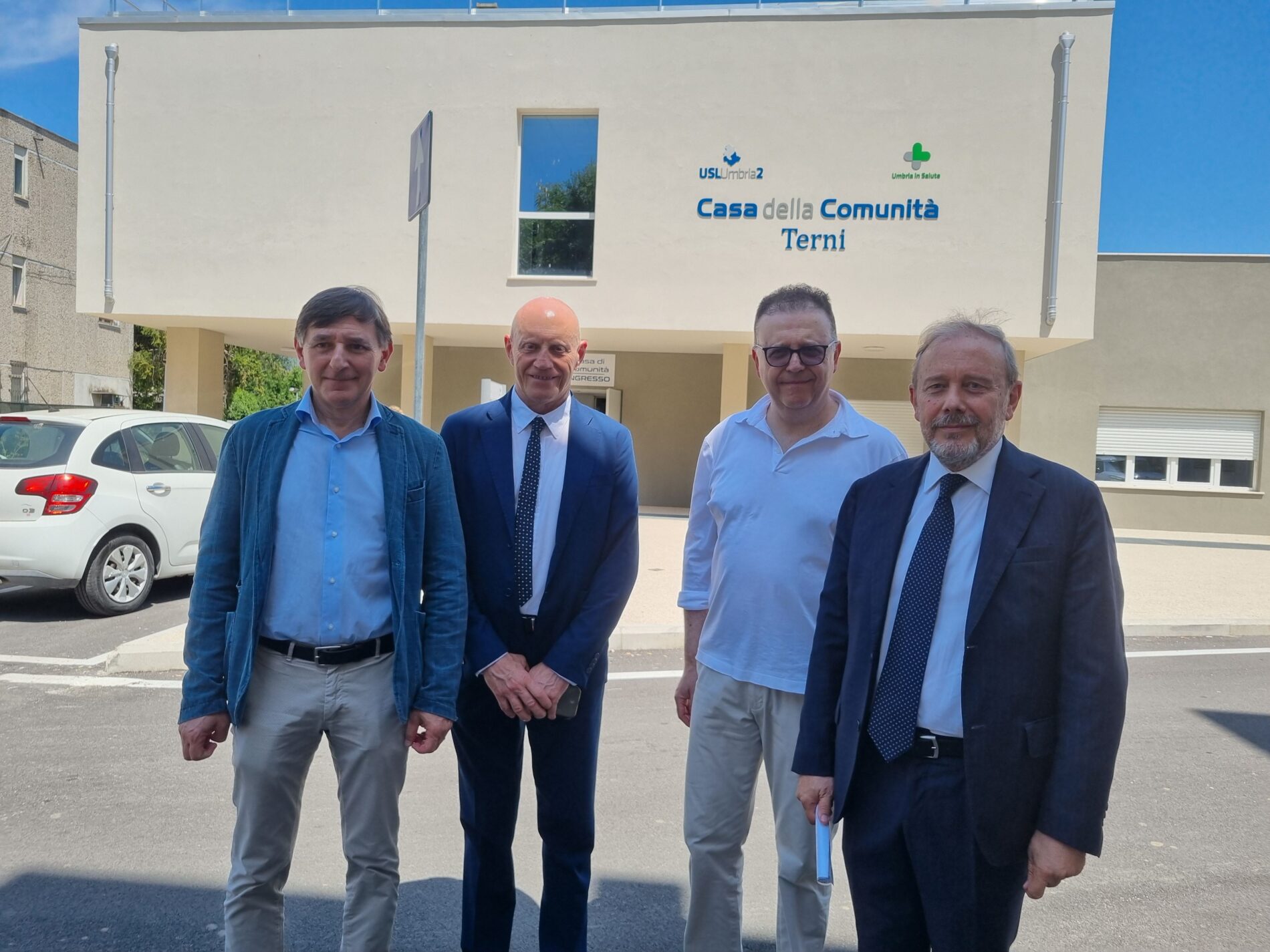 Da sx: il direttore sanitario Alfredo Notargiacomo, il direttore amministrativo Piero Carsili, il direttore del distertto di Terni Gianluca Rossi, il direttroe generale della Usl Umbria 2 Roberto Noto