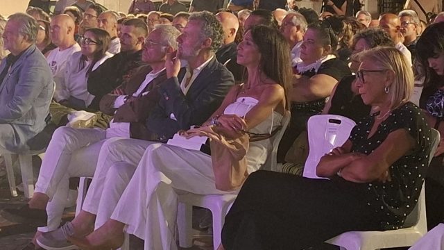 Sauro Pellerucci in prima fila con a destra la moglie e sinistra il consigliere comunale Marco Cecconi