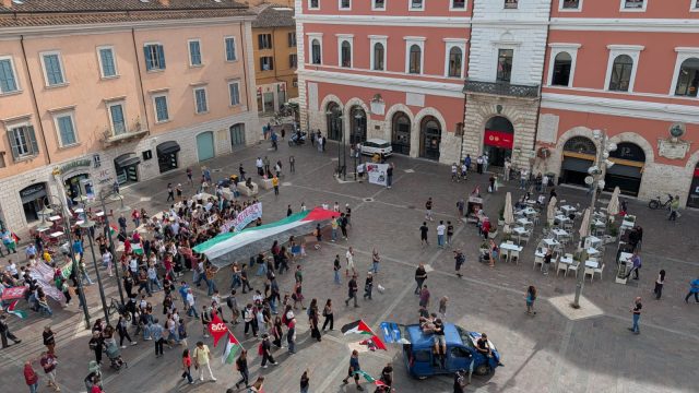 Terni scende in piazza per la Palestina