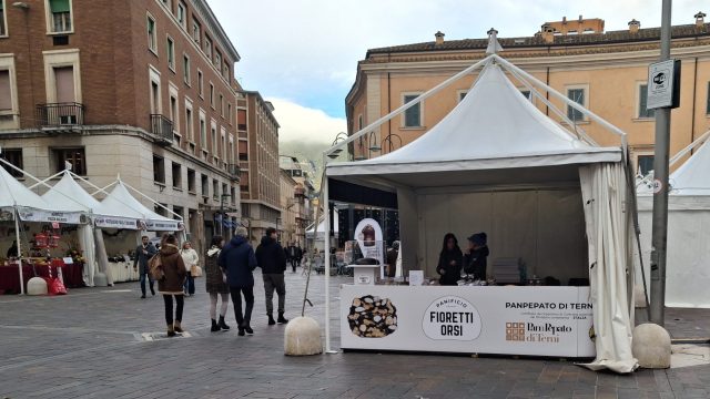 Sweet Pampepato stand bancarelle piazza europa