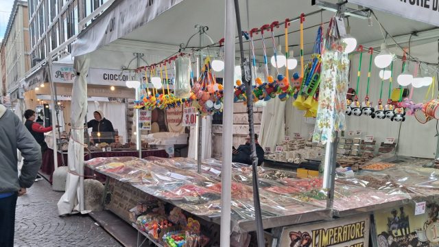 Sweet Pampepato stand bancarelle piazza tacito