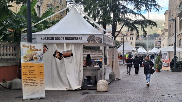 Sweet Pampepato stand bancarelle piazza tacito