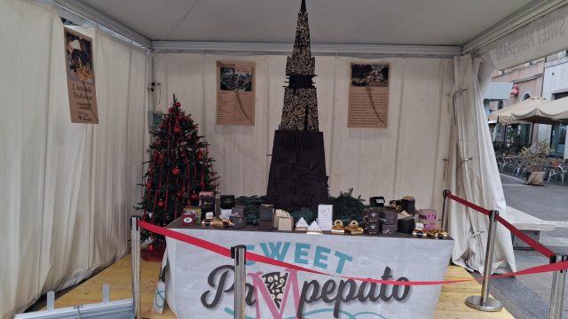 Sweet Pampepato stand bancarelle lancia di luce