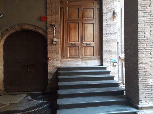 interno cortile palazzo spada  ingresso sala consiliare