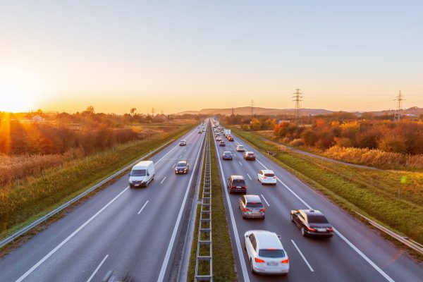 autostrada AdobeStock_235842874