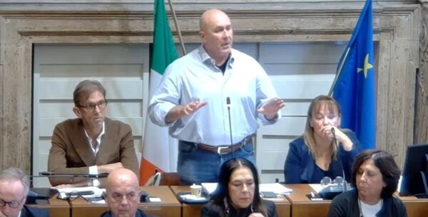 sindaco stefano bandecchi